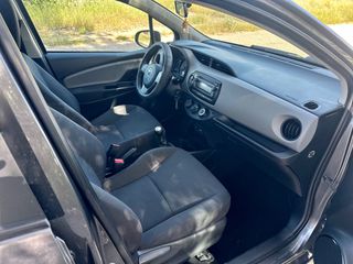Toyota Yaris 2015 1.0 VVT-i TENDANCE-thumb-7