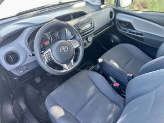 Toyota Yaris 2015 1.0 VVT-i TENDANCE-thumb-9