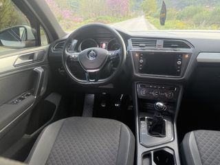 Volkswagen Tiguan 2019-thumb-9