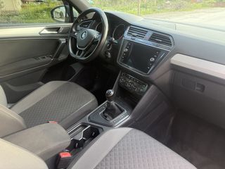 Volkswagen Tiguan 2019-thumb-13