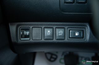 Nissan Navara 2018 DoubleCab 2.3dCi 160HP 4X4 ΜΠΛΟΚΕ 6ΤΑΧΥΤΟ ΟΘΟΝΗ EU6-thumb-25