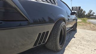 Chevrolet Camaro 1987-thumb-46