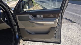 Land Rover Range Rover Sport 2010 HSE 3.0 Diesel-thumb-10