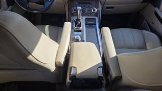 Land Rover Range Rover Sport 2010 HSE 3.0 Diesel-thumb-24