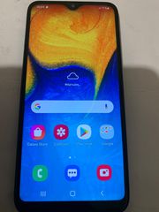 Samsung Galaxy A20e  32GB 3 RAM-thumb-3