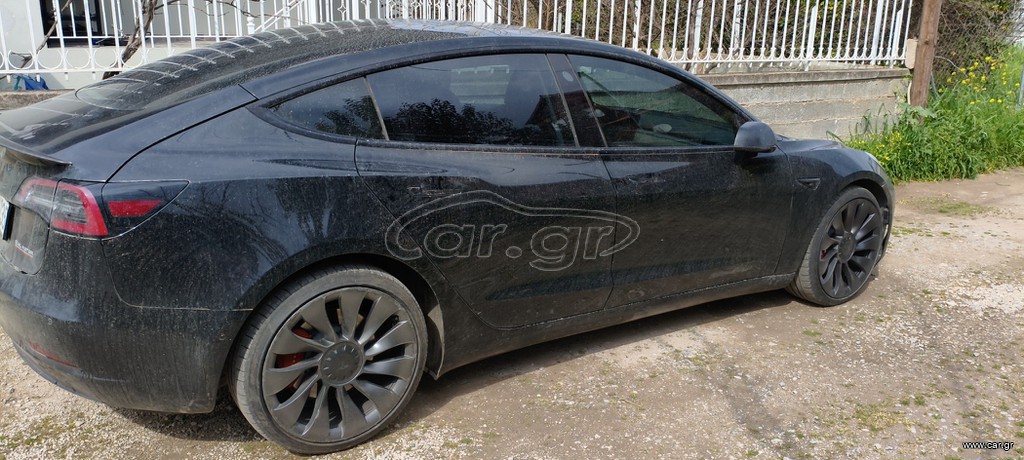 Tesla Model 3 2021 LONG RANGE DUAL MOTOR PERFORMANCE