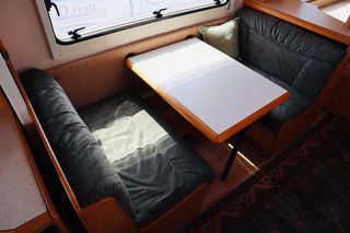 Hobby 2003 Prestige 650umfe-thumb-6