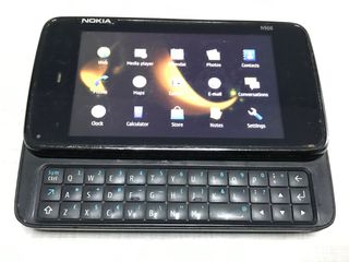 Nokia n900-thumb-2