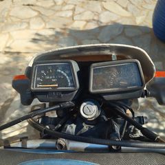 Yamaha XT 1982 200 6Volt-thumb-3