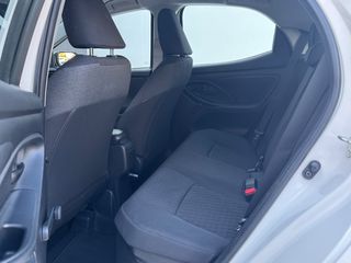 Toyota Yaris 2023 1.5 HYBRID-thumb-11