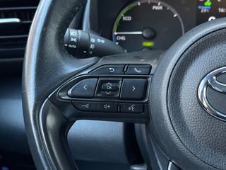 Toyota Yaris 2023 1.5 HYBRID-thumb-17