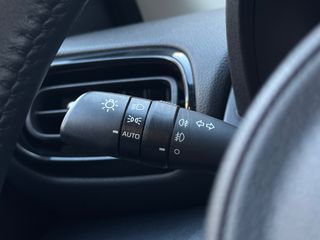 Toyota Yaris 2023 1.5 HYBRID-thumb-22