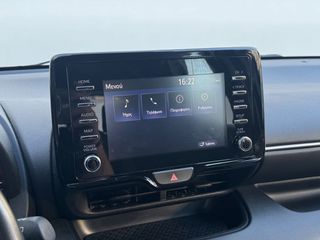 Toyota Yaris 2023 1.5 HYBRID-thumb-24