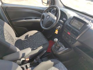 Opel Combo 2018 CDTI DIESEL 1.3-thumb-8