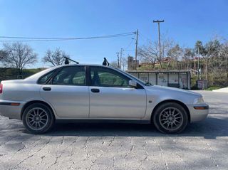 Volvo S40 2003-thumb-4