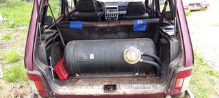 Lada Niva 1997-thumb-14