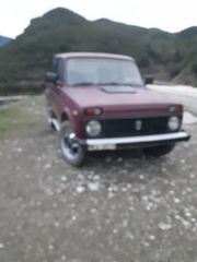 Lada Niva 1997-thumb-16