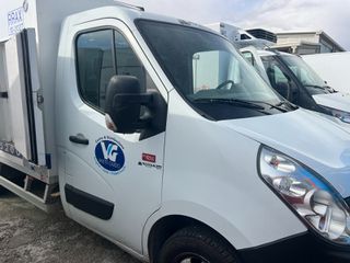 Παγωτατζίδικο Renault 2018 MASTER
