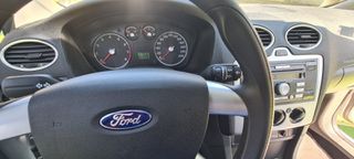 Ford Focus 2006-thumb-19