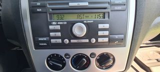 Ford Focus 2006-thumb-20