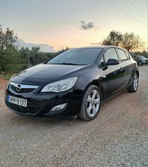 Opel Astra 2010 J