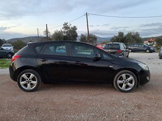 Opel Astra 2010 J-thumb-3