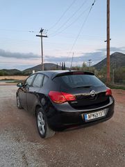 Opel Astra 2010 J-thumb-6