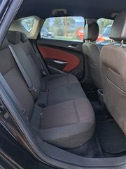Opel Astra 2010 J-thumb-13