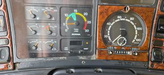 Scania 2002 144 530 RETARDER ΔΗΜΟΣΙΑΣ ΑΠΟΧΑΡΑΚΤΗΡΙΣΜΕΝΟ-thumb-9
