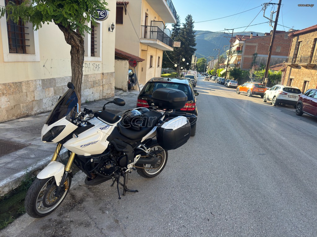 Triumph Tiger 1050 2009 ΣΑΝ ΚΑΙΝΟΥΡΓΙΟ ΑΡΙΣΤΟ ΣΕ ΟΛΑ!!! 1ο ΧΕΡΙ