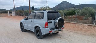 Suzuki Grand Vitara 2003 1600-thumb-4