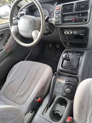 Suzuki Grand Vitara 2003 1600-thumb-12