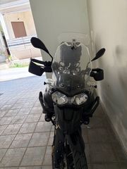 Triumph Tiger 800 2011-thumb-4