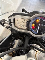 Triumph Tiger 800 2011-thumb-5