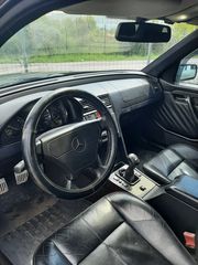 Mercedes-Benz C 180 2000 C180 sport-thumb-1