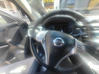 Nissan Qashqai 2015 PANORAMA-thumb-6