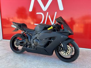 Honda CBR 1000RR 2005 FIREBLADE