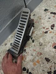 ΠΩΛΕΙΤΑΙ ΠΕΤΑΛ ΓΚΑΖΙΟΥ ΑΠΟ ΤΟ GROUP AUDI