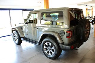 Jeep Wrangler 2019 OVERLAND-thumb-5