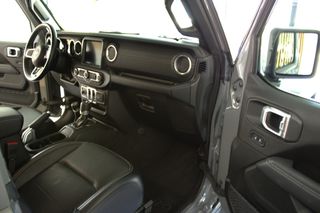 Jeep Wrangler 2019 OVERLAND-thumb-25