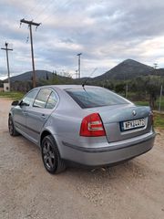 Skoda Octavia 2006 MPI 1.6-thumb-6