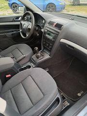 Skoda Octavia 2006 MPI 1.6-thumb-11