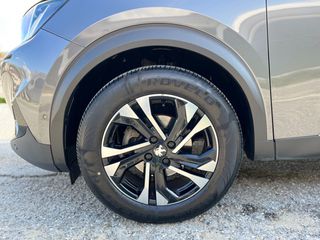 Peugeot 2008 2020 GT LINE-thumb-4