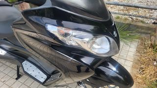 Suzuki Burgman 400 2009-thumb-24