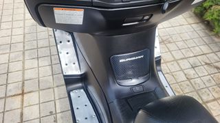 Suzuki Burgman 400 2009-thumb-46