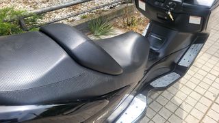 Suzuki Burgman 400 2009-thumb-30