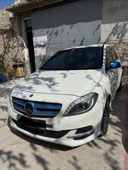 Mercedes-Benz B 250 2015