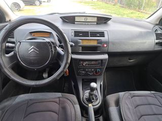 Citroen C4 2008-thumb-8