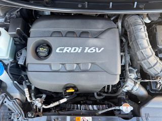 Hyundai i 30 2013 1,4c.c 90 hp STATION WAGON CRDi 16V  6 M/T-thumb-27