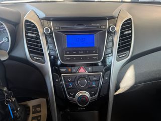 Hyundai i 30 2013 1,4c.c 90 hp STATION WAGON CRDi 16V  6 M/T-thumb-17